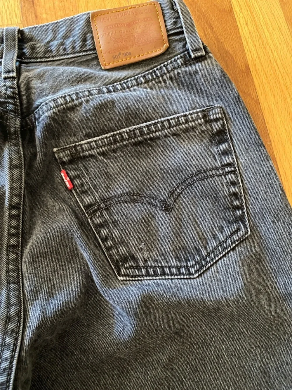 Levi’s 501 90’s Jean - Picture 8 of 8